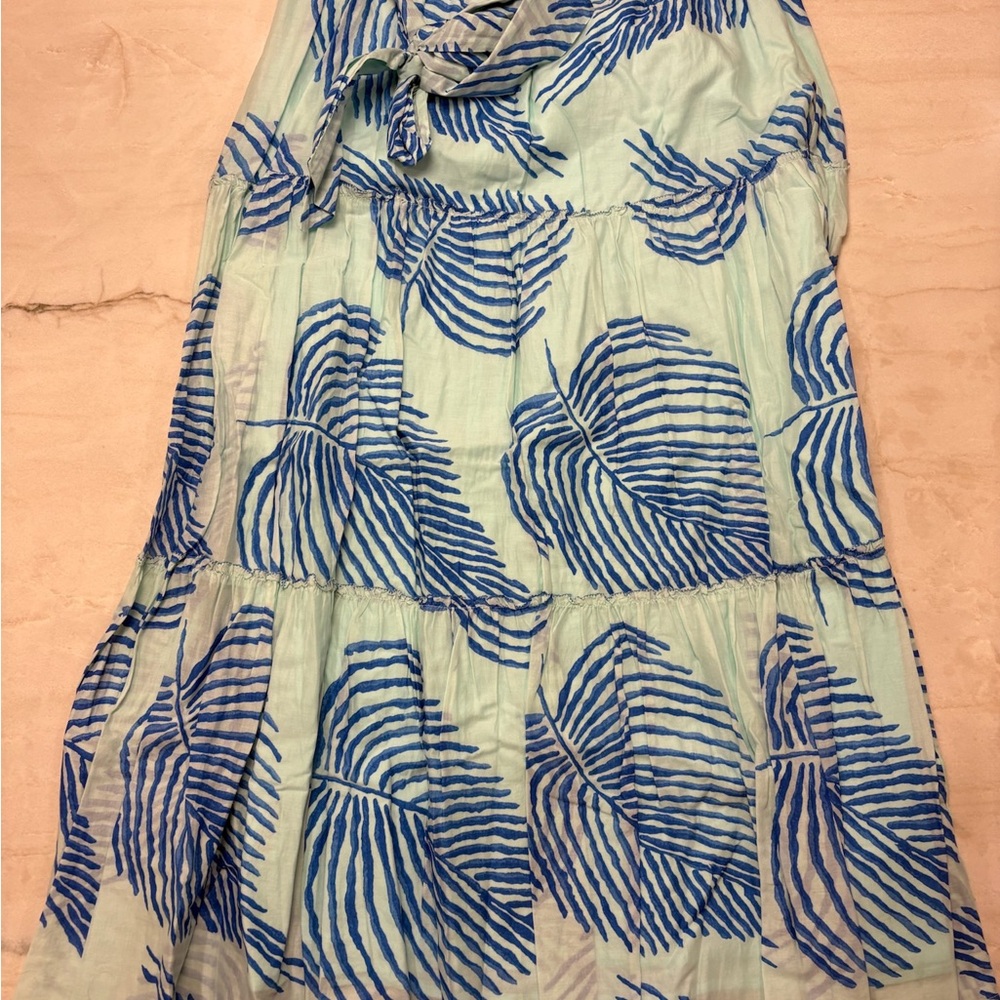 Vineyard Vines Light Blue Tiered Maxi Skirt with Blue Leaf Print